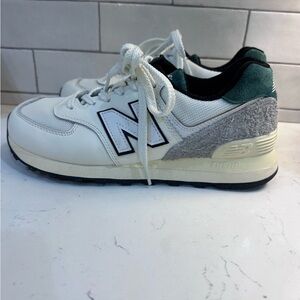 New balance 574 size 7